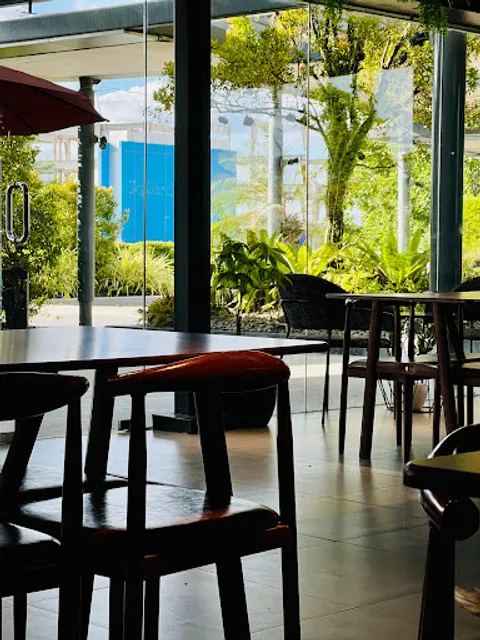 Daleachious Cafe - Lanang Branch