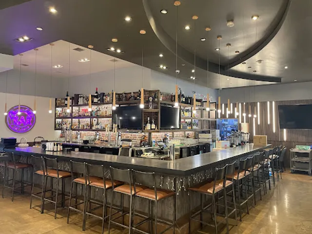 Oc & Lau 2 Restaurant/Bar