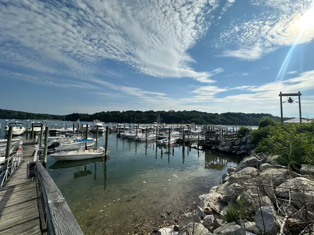 Ralph's Fishing Station