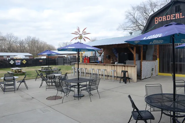 Borderline Bar & Grill