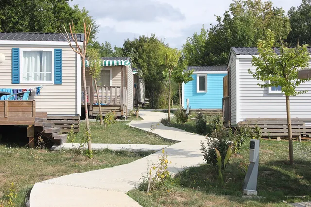 Flower Camping Lac aux Oiseaux