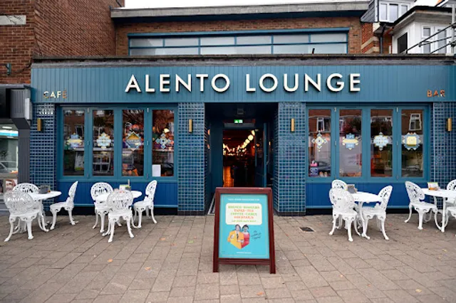 Alento Lounge