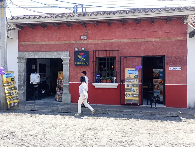 Urbano Bar & Restaurante