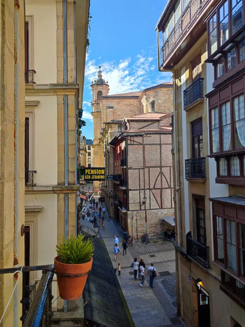 Pension Aries, San Sebastian