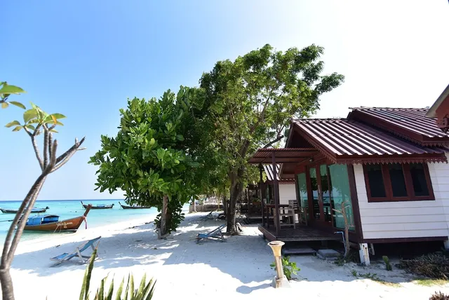 Lipe Power Beach Resort