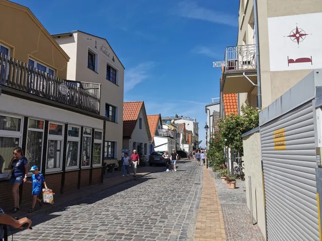 Kapitänshaus Wadischat