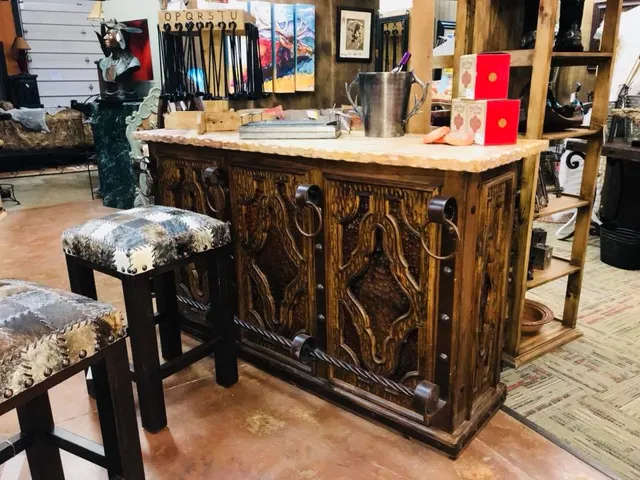 Santa Fe Furniture & Gifts