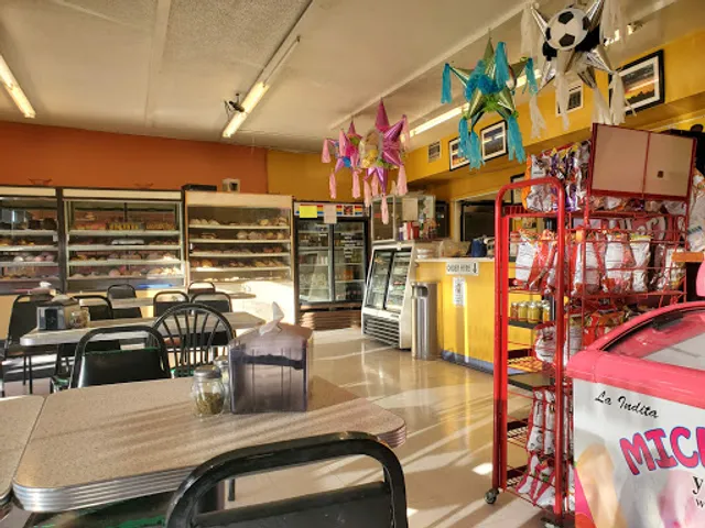 Panaderia Las Palomas