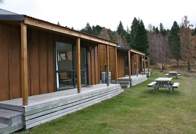 Lakes Edge Holiday Park