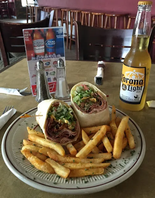 EmJay's Tavern & Grill