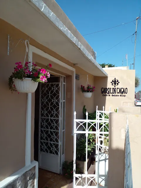 Carolin Cacao Cafe & Gelato