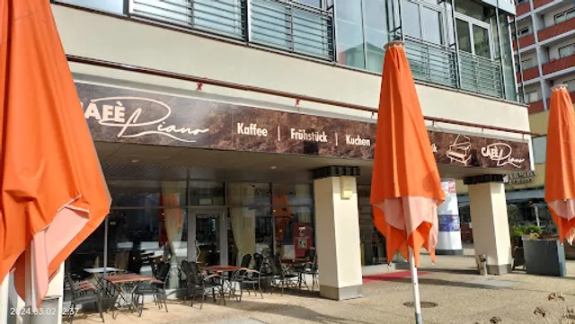 Café Piano