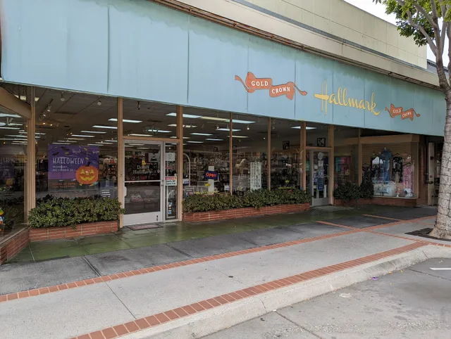 Dona's Hallmark Shop