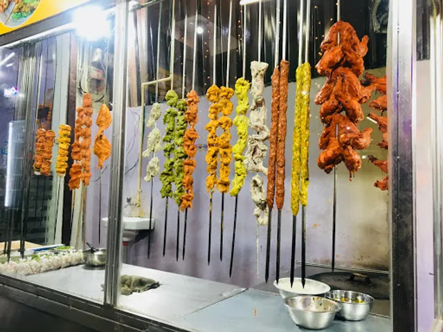 Tandoori Palace (Multi Cuisine Family Restaurant)