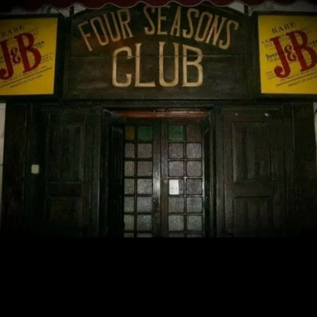 Four Seasons Wine Bar