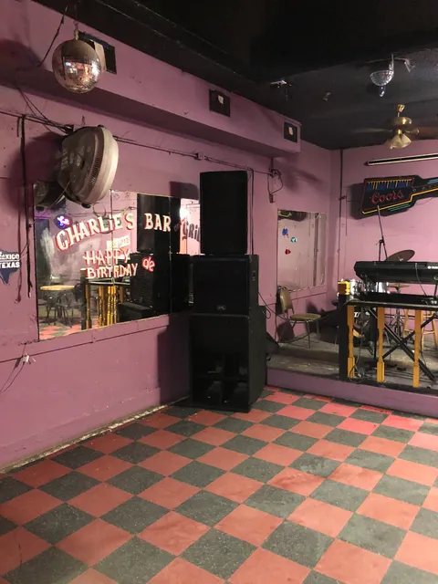 Charlie’s Bar and Grill