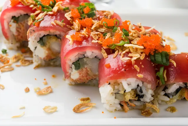 Tsunami Sushi BR Highland