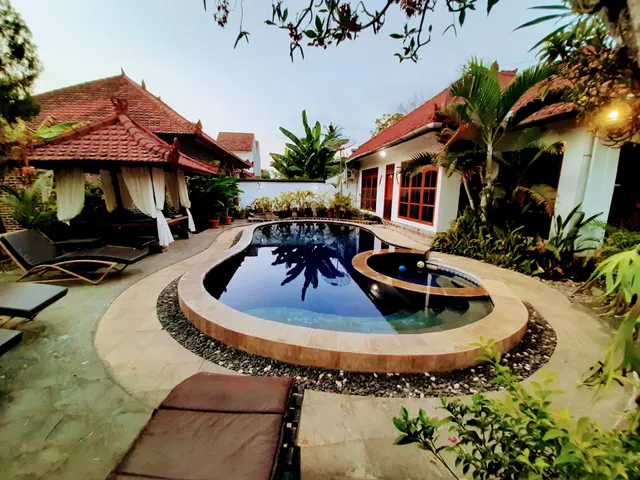 Rumi Bumi Lovina [formerly Mumbul Guesthouse]