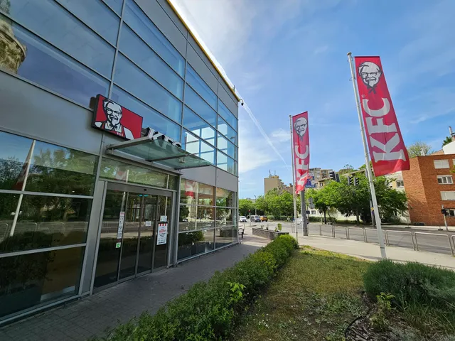 KFC Budapest Újpest Stop Shop DT