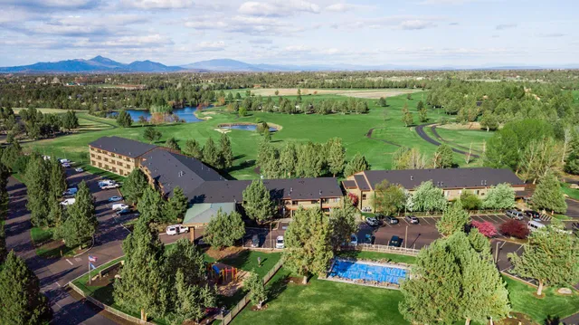 The Lodge at Eagle Crest