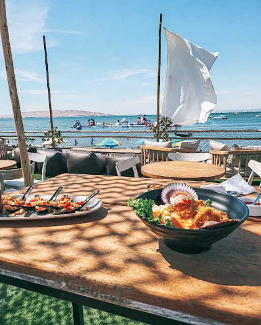 Santuario Restobar by VPX