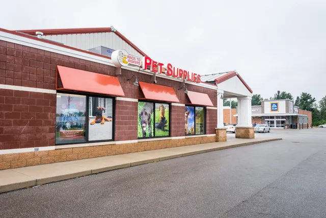 Wags to Wiskers Pet Supplies of Ludington