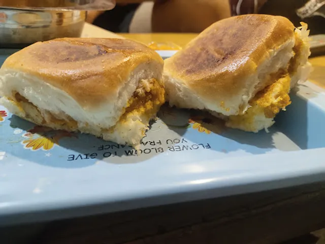 Prakash Dabeli & Puff Center
