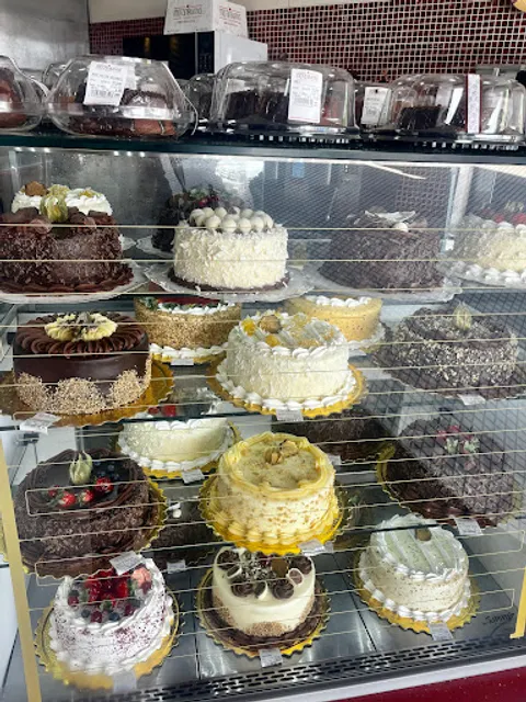 Confeitaria Moranguinho