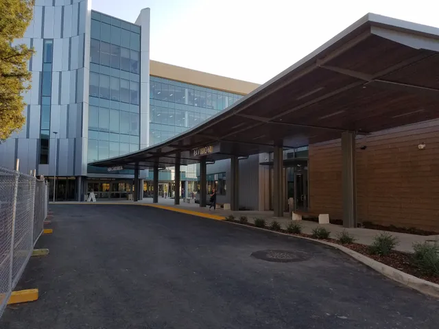 Kaiser Permanente Roseville Medical Offices - Riverside
