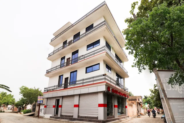 Hotel O Legacy Raebareli