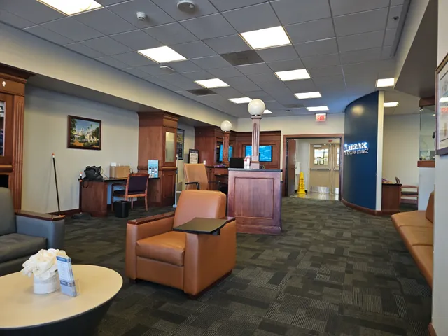 Los Angeles Union Station Metropolitan Lounge