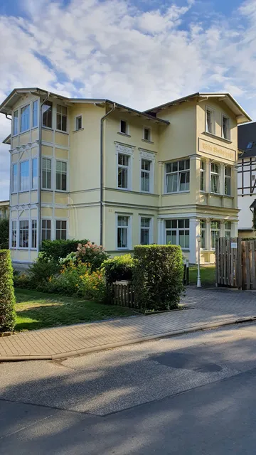 Villa Waldstrasse