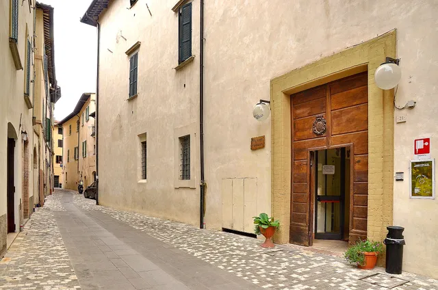 Palazzo Pierantoni - Hostel Foligno