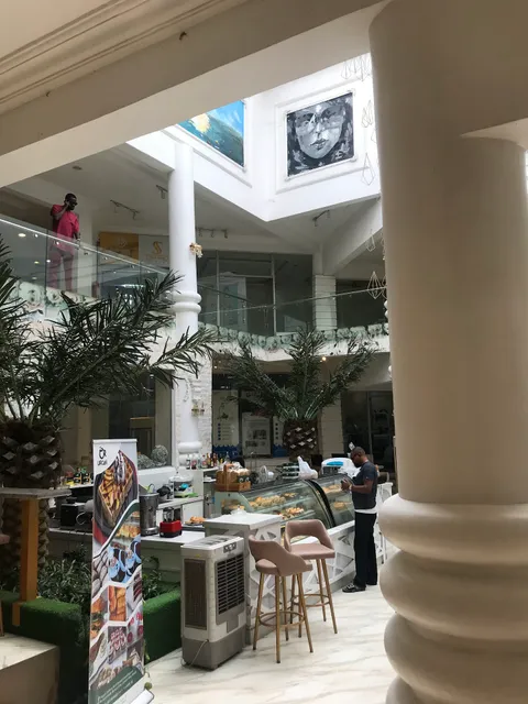 Tropic Galleria