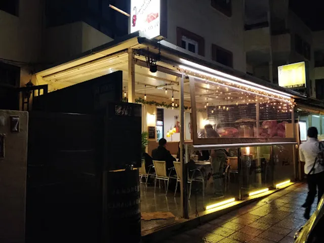 Jamonería Caracandado