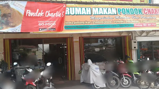 Pondok Charlie 5 ayam goreng kalasan