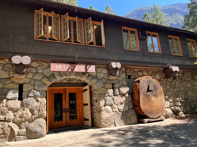 Yosemite Valley Visitor Center