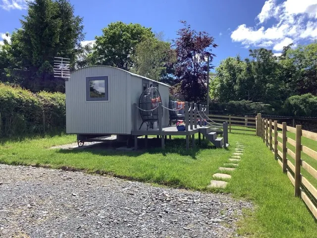 Shepherd's Hut