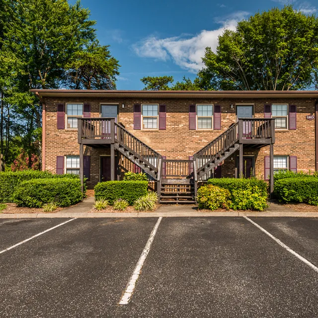 Salem Ridge Apartments