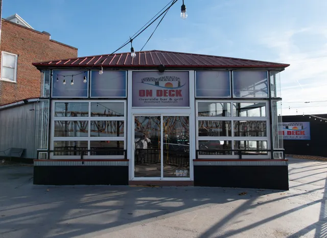 On Deck Bar And Grill