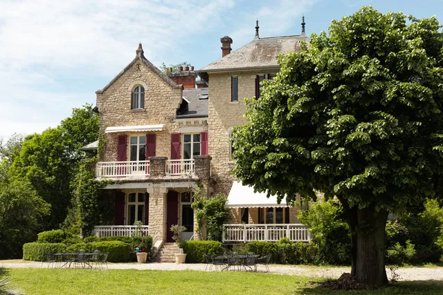 Le Pavillon De St. Agnan