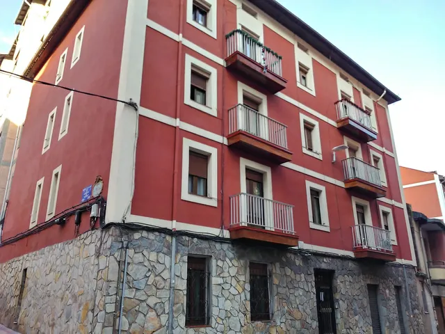 Apartamento turístico Barakaldo -Acogedora buhardilla próxima al BEC y a 15 min BILBAO