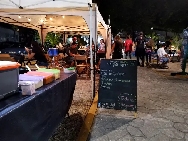 Taquería Vegana La Gata Negra