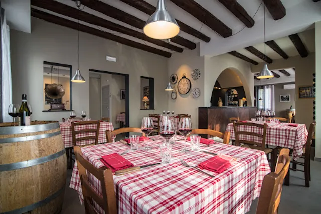 Osteria all'Ombra del Pino