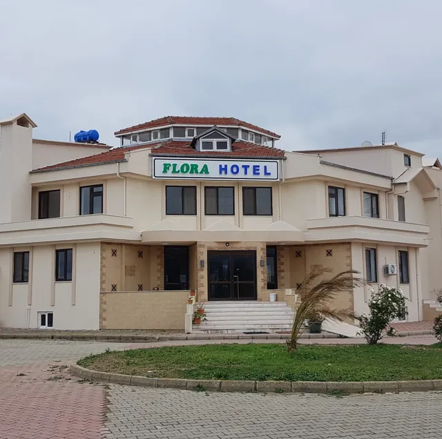 FLORA HOTEL