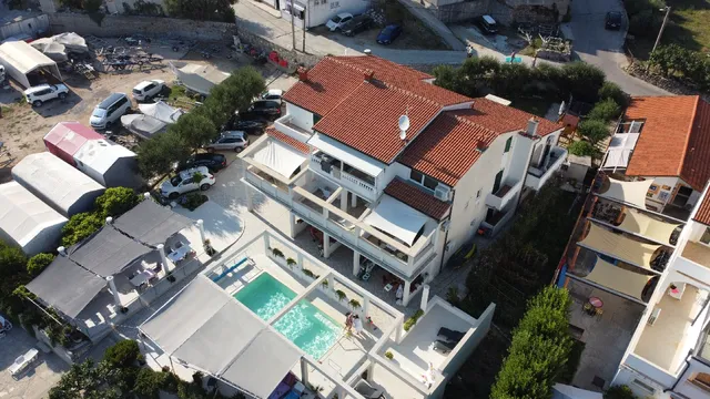 Apartments Raffaello