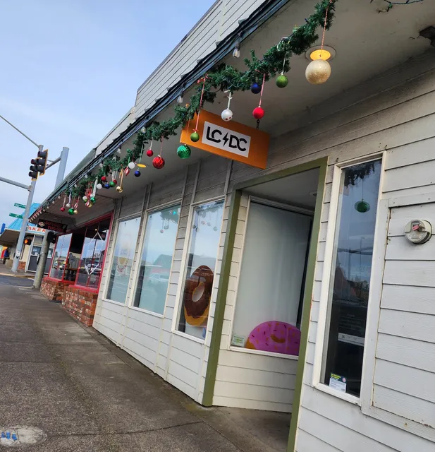 Lincoln City Donuts and Coffee