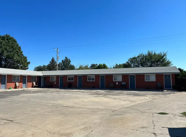 Thoroughbred Lodge Hotel-Motel