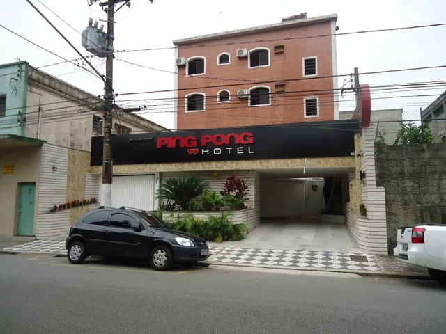 Ping Pong Hotel