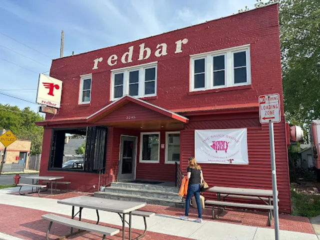 The Saucy Swine Catering